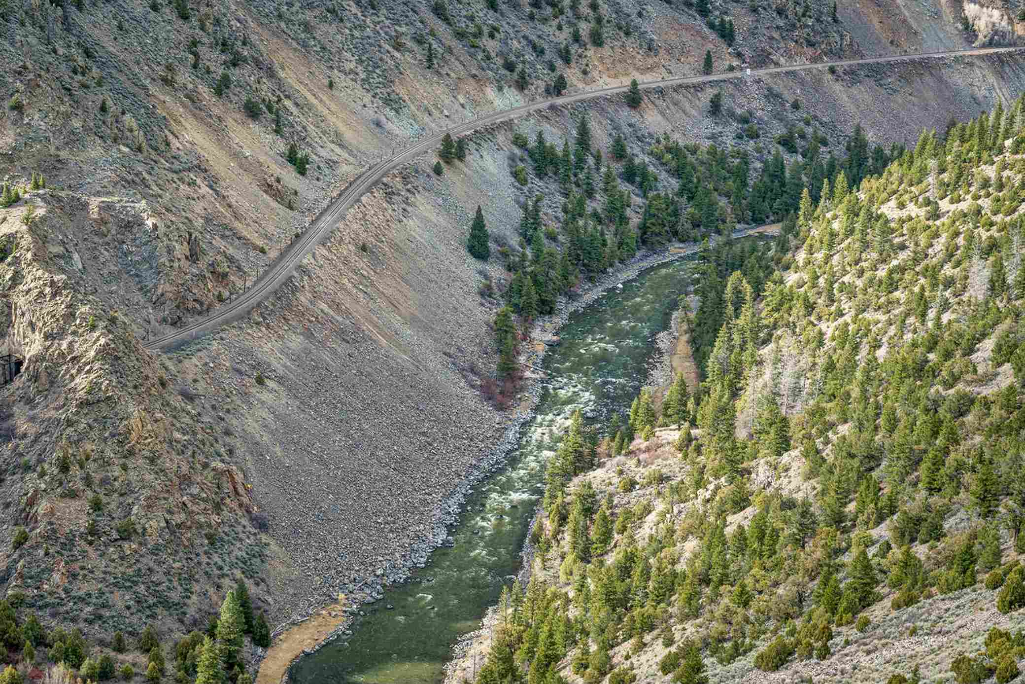 Gore Canyon – One of the most dramatic canyons along the route, with sheer rock walls towering over the Colorado River