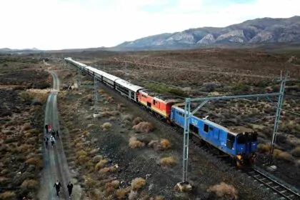 african trilogy with rovos rail Cover P